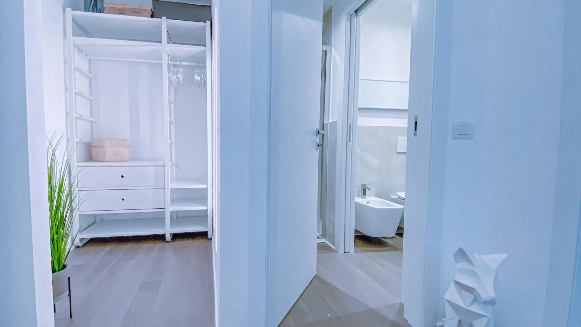 Appartement Am65 Suite - 16 Min Duomo Terrazzo Parcheggio Milan